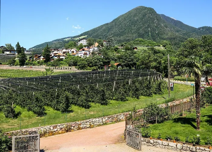 Hotel Grafenstein 3*